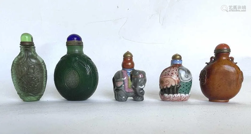 GROUP OF FIVE CHINESE SNUFF BOTTLES