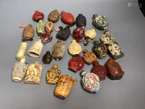 Twenty eight Chinese snuff bottles, various materials