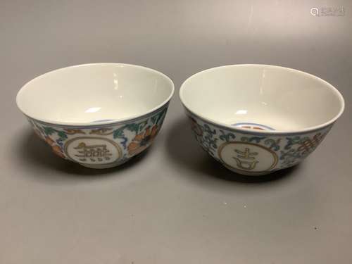 A pair of Chinese doucai bowls, 11.5cm diameter