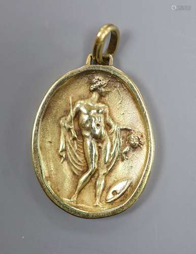 A continental 925 oval pendant, decorated with Perseus and t...