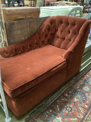 A Victorian style button back upholstered day bed, length 14...