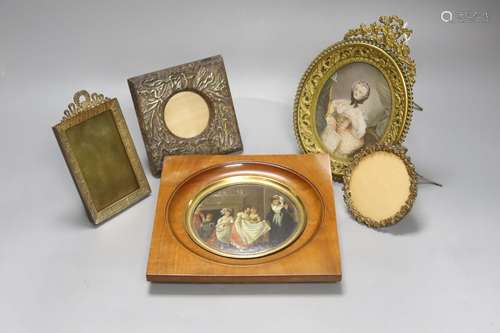 A Victorian framed miniature (snuff box lid) of children in ...