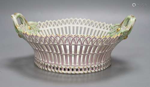 A 19th century Berlin basket, overall height 9cm