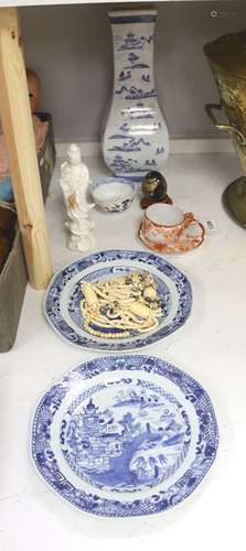 Two Chinese blue and white export dishes, a Chinese blue and...