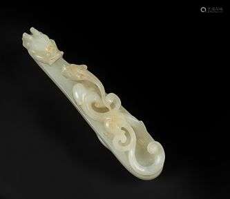 Fibule en jade céladon sculpté, Chine, XIXe siècleSculptée e...