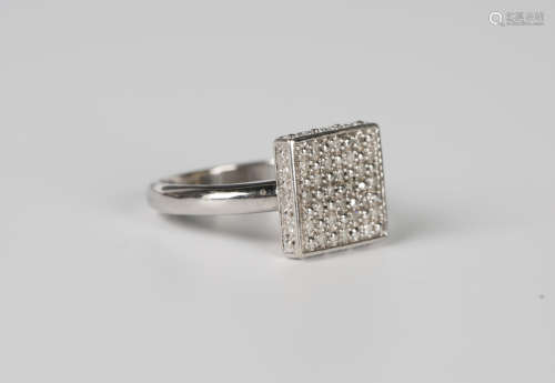 A 9ct white gold and diamond square shaped cluster ring, mou...
