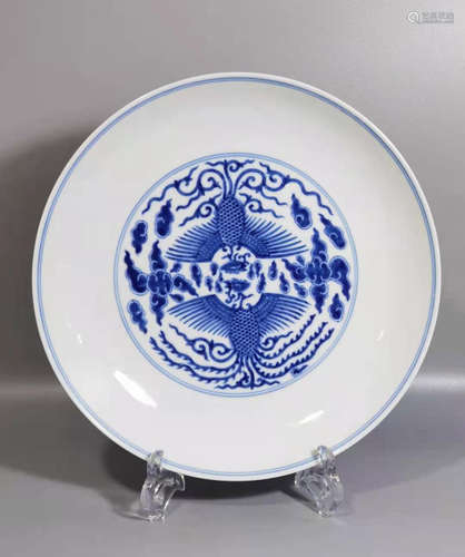 A QING STYLE PORCELAIN PLATE