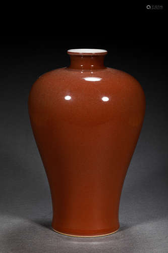 A QING STYLE PORCELAIN PLUM FLOWER OR MEIPING VASE