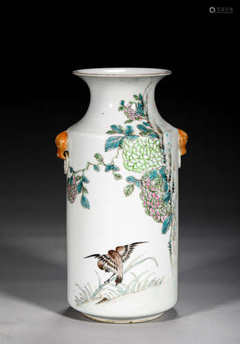 A QING STYLE PORCELAIN ZUN