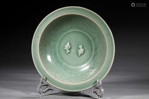 A QING STYLE PORCELAIN BRUSH WASHER