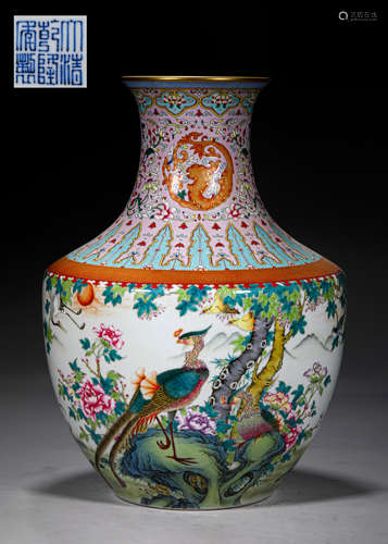 A QING STYLE PORCELAIN PHOENIX DESIGN ZUN VASE