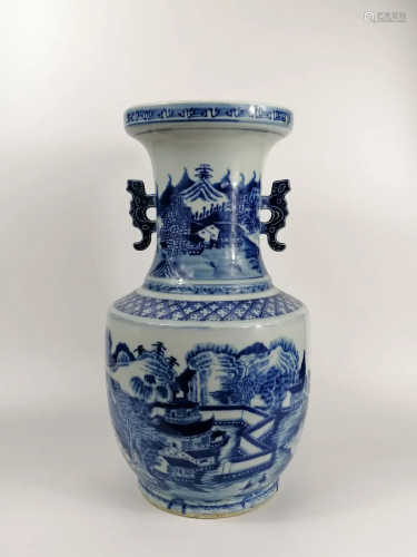 A very Fine Chinese blue and white vase