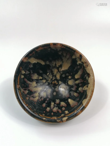 A JIZHOU 'TORTOISESHELL'-GLAZED BOWL