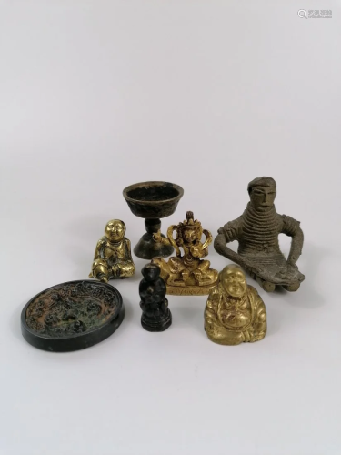 A group of Chinese bronzeware