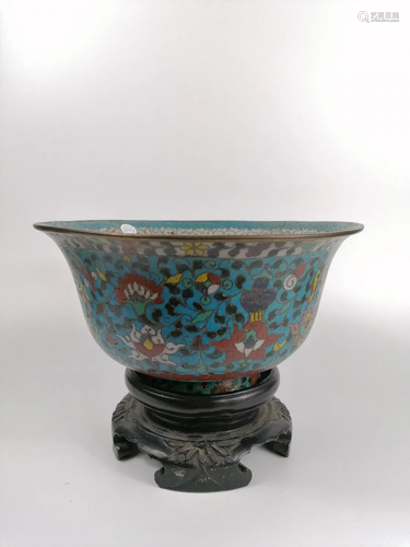 A LARGE CHINESE CLOISONNE 'CARP' BOWL