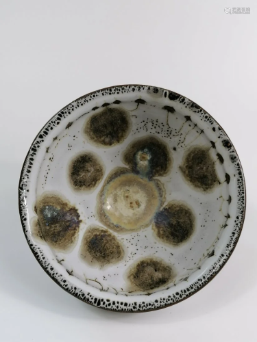 A rare Jian Ware white glazed bowl