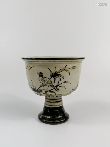 A Cizhou high foot cup