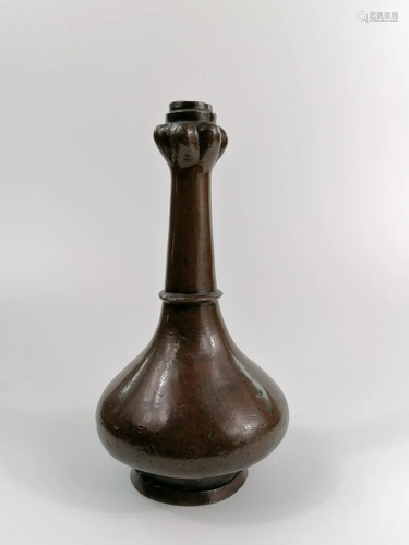 Bronze Garlic head vase