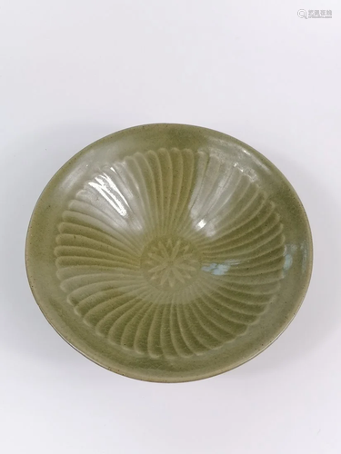 Yaozhou Celadon Wave Bowl