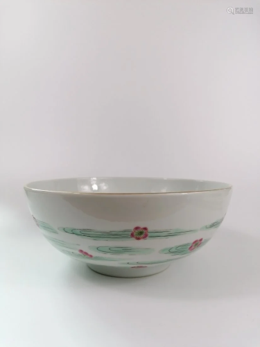 A large famille rose porcelain bowl