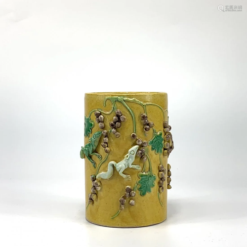 Chinese Porcelain Squirrel Brush Pot