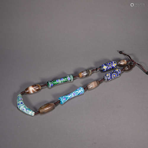 CHINESE COLORED GLAZE NECKLACE, WARRING STATES PERIOD