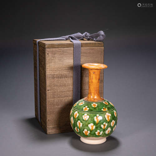 CHINESE TANG DYNASTY THREE-COLORED FLASK, TANG DYNASTY