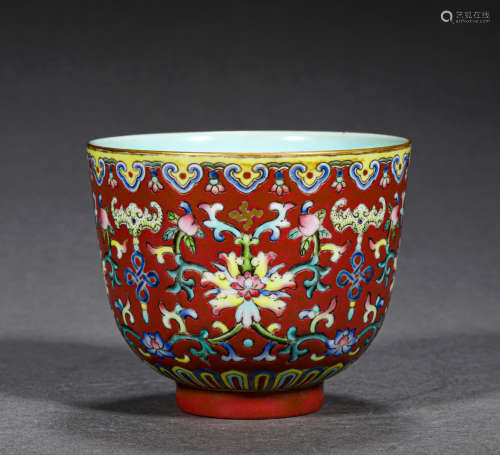 A CHINESE PORCELAIN CUP