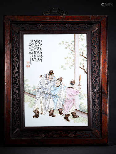 A CHINESE HAND-PAINTED PORCELAIN PLAQUE