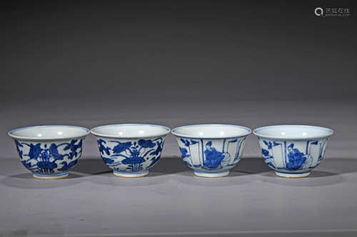 A SET OF MING STYLE PORCELAIN CUPS