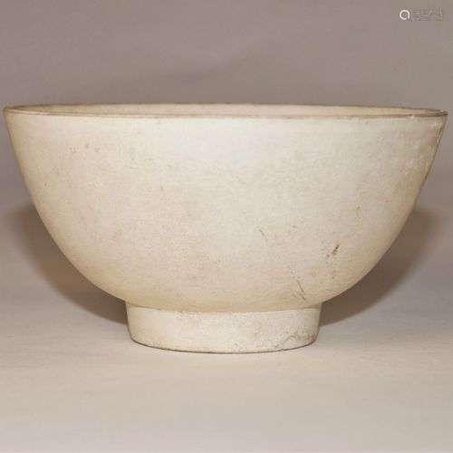 Antiquités chinoises, bol (d. 11 cm), probablement Ming,Corp...