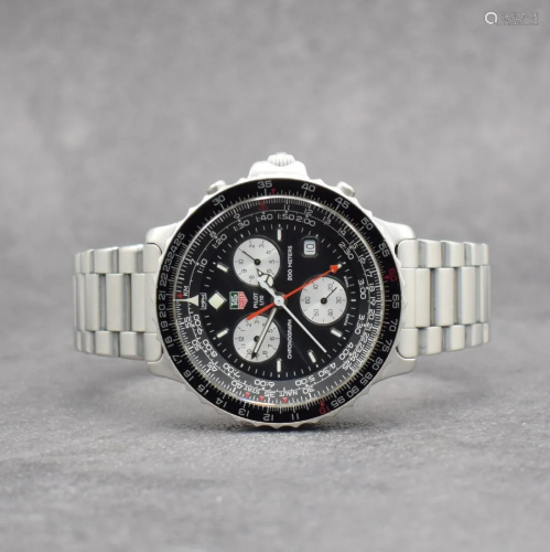 TAG HEUER Pilot gents wristwatch with chronograph