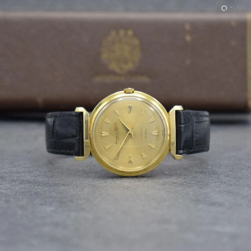 IWC De Luxe 18k yellow gold gents wristwatch
