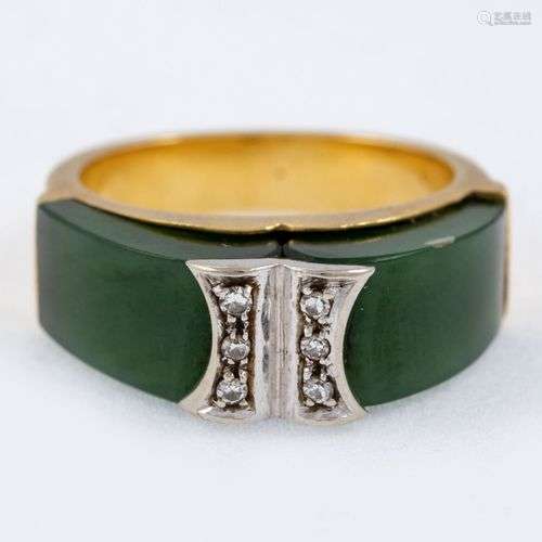 Jade-ring