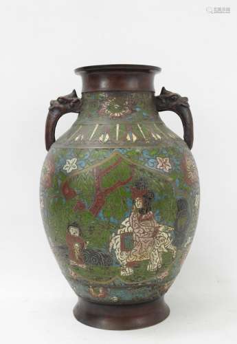 JAPON fin XIXème début XXème. Vase en bronze et émaux cloiso...