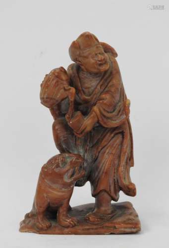 CHINE : Sujet en pierre de lard sculptée représentant un hom...