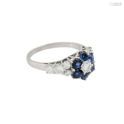 Ring mit Brillanten von zus. ca. 0,75 ct.