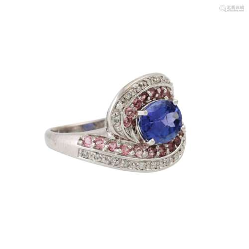 Ring mit Tansanit, oval facettiert, ca. 2,0 ct,