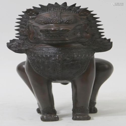 Chinese Guardian Lion Foo Dog Bronze Sculpture