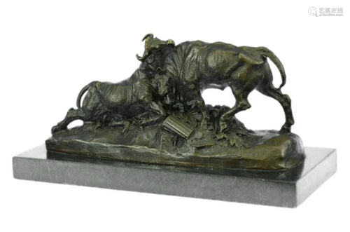 Combat De Taureaux Bronze Statue