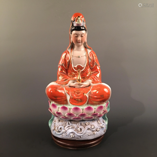 Chinese Famille Rose Guanyin Statue