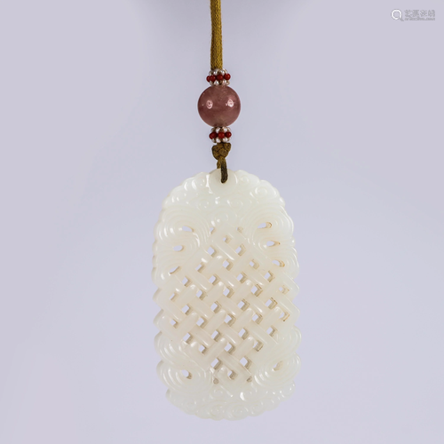 White Jade Pan Chang Knot