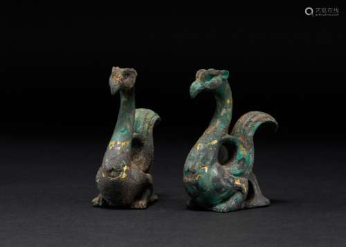 Bronze and golden bird-shaped ornaments in Han Dynasty