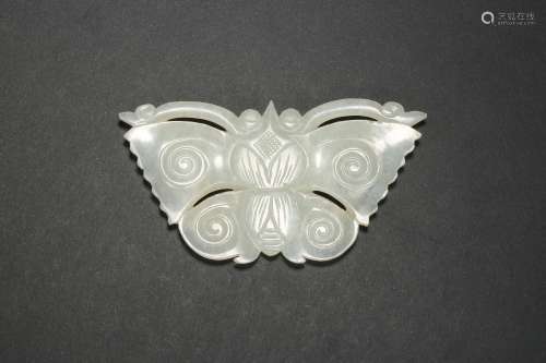 Hetian jade butterfly jade pendant in Qing Dynasty