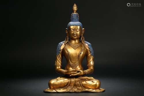 Seated gilt bronze Guanyin statue of the Qing Dynasty