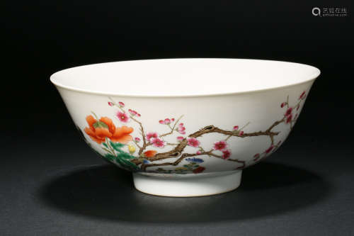 Pastel Flower Bowl in Qing Dynasty