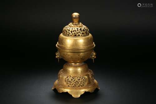 Gilt Bronze Smoker in the Qing Dynasty