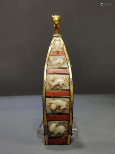 A WARRING STATES PERIOD WHITE JADE INLAYING GOLD BELT HOOK