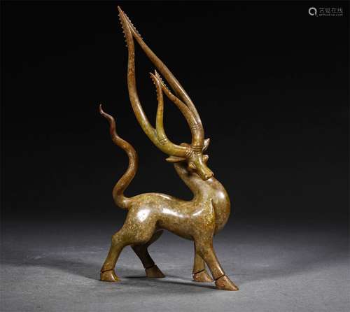 A WARRING STATES HETIAN JADE DEER