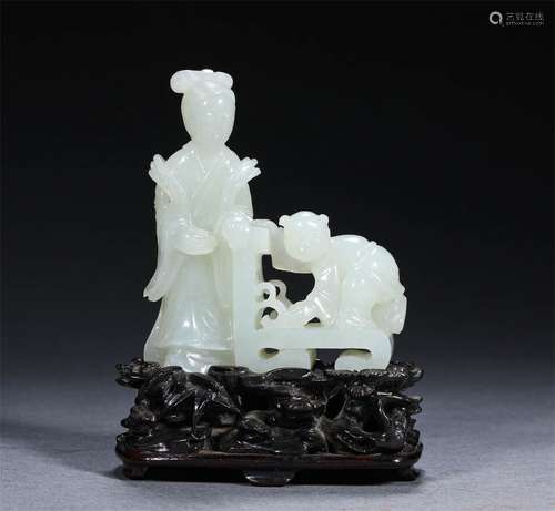 A QING DYNASTY HETIAN JADE DECORATION